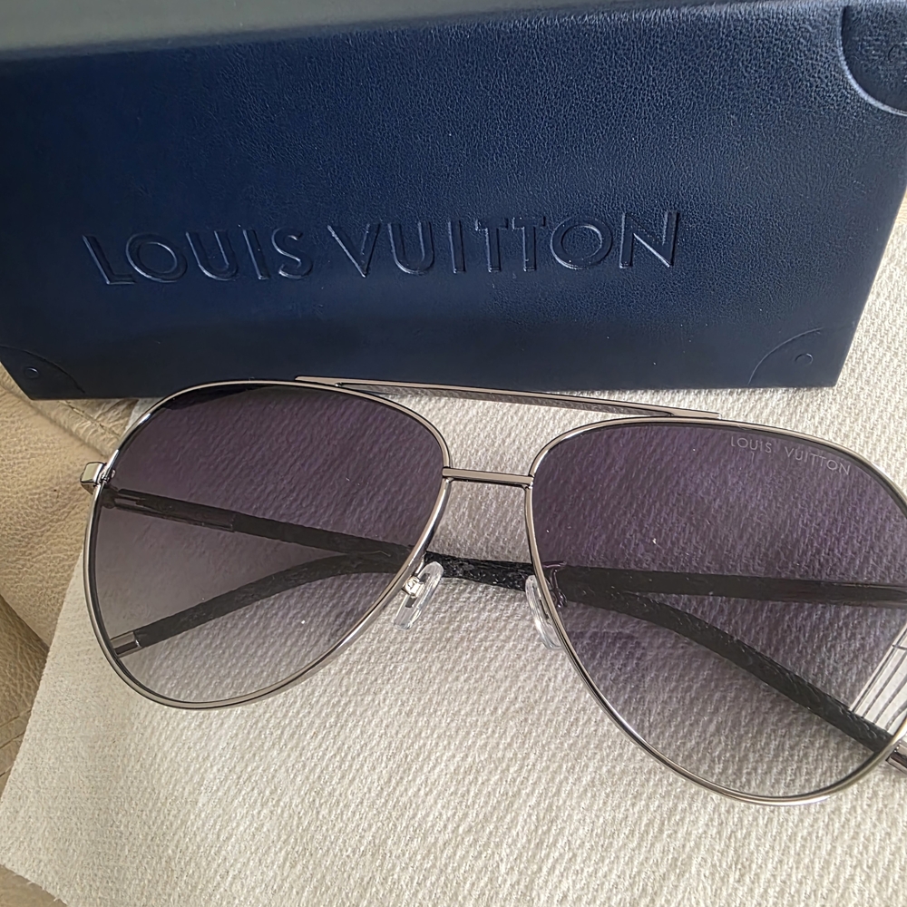 Louis Vuitton Silver Aviator Sunglasses